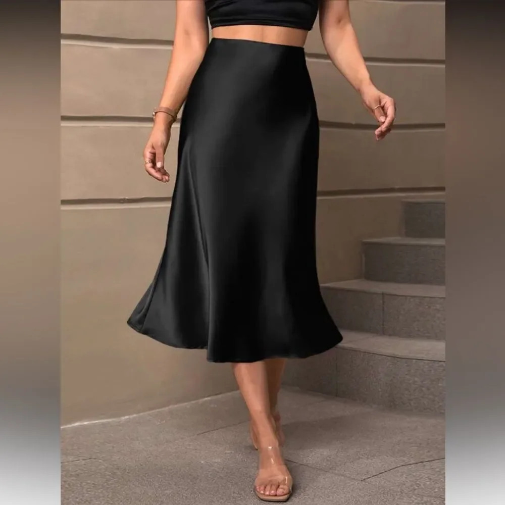 Shein Solid Midi Black Skirt Size XS